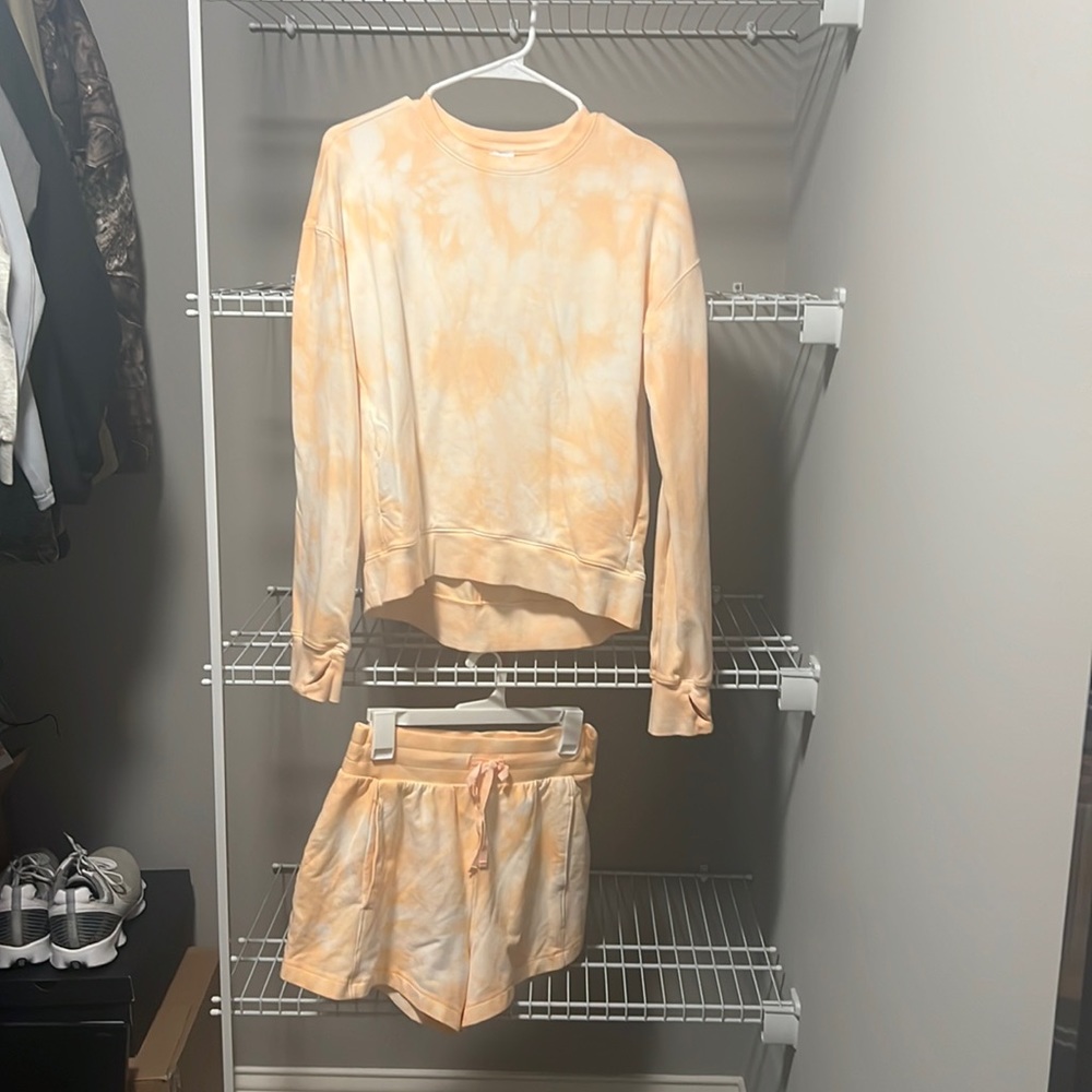 NWOT * All in Motion Orange Sweatset w/ Crewneck & Shorts Size XS/S